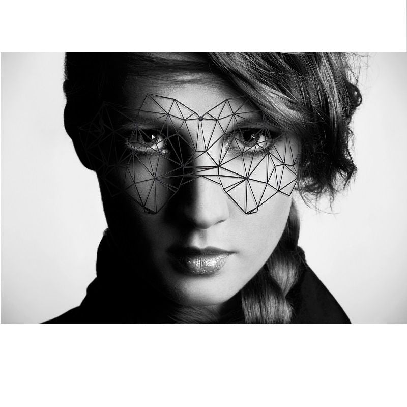 Masca, Bijoux Indiscrets - Kristine, din Vinil cu Adezivi Reutilizabili